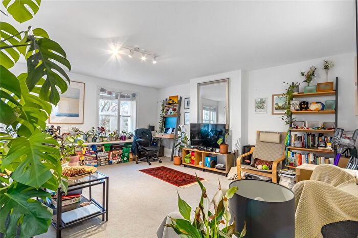 1 Bedroom Flat To Rent In Highbury Place, London, N5