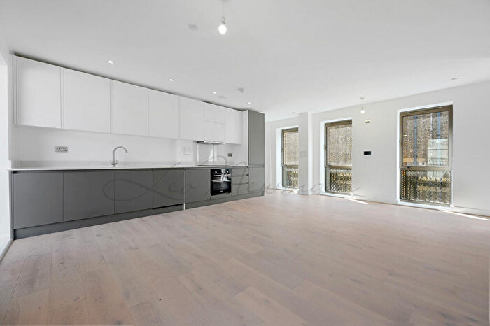 2 Bedroom Flat To Rent In Caroline Street, London, E1