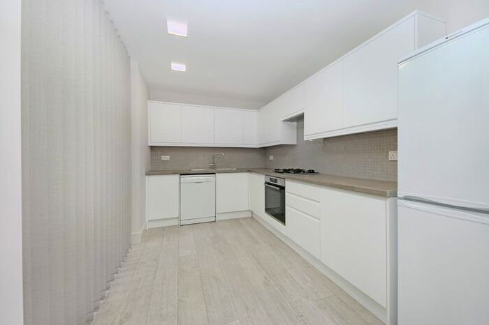 1 Bedroom Detached House To Rent In Carlisle Avenue, London, W3