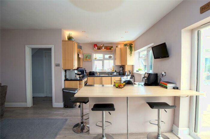 3 Bedroom End Of Terrace House For Sale In Park Road, Northville, Bristol, BS7