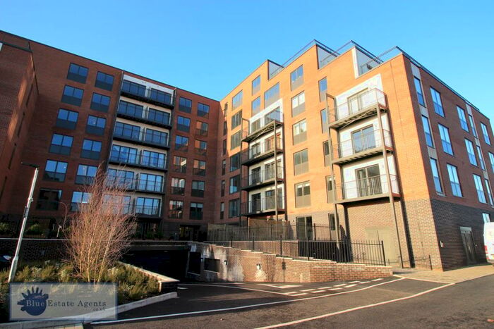 1 Bedroom Apartment To Rent In Stoke Road, Slough, SL2