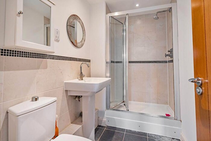 2 Bedroom Flat To Rent In Casel Court, Stanmore, HA7