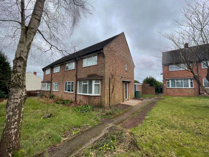 3 Bedroom Semi-Detached House To Rent In Perry Hill Road, Oldbury, B68