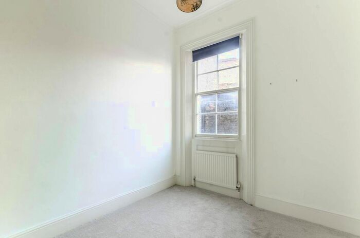 2 Bedroom Flat To Rent In Marylebone High Street, Marylebone, London, W1U