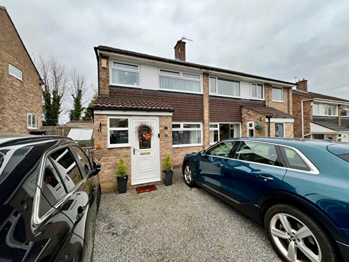 3 Bedroom Semi-Detached House For Sale In Fallsway, Carrville, Durham, DH1
