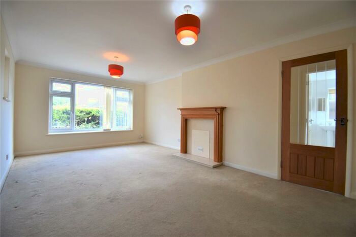 2 Bedroom Apartment To Rent In Chapel Lane, Farnborough, GU14