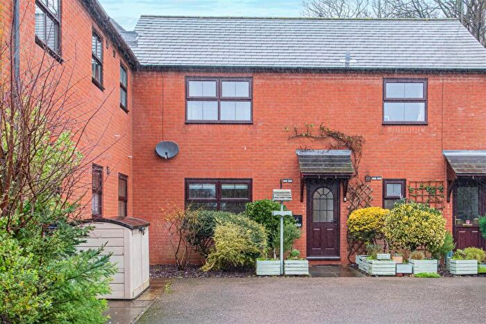 2 Bedroom Apartment For Sale In Leicester Road, Market Harborough, LE16