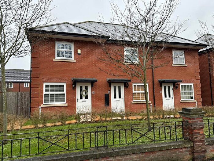 2 Bedroom Town House To Rent In Carholme Road, Lincoln, LN1