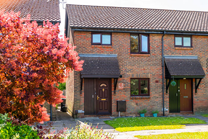 3 Bedroom End Of Terrace House For Sale In Horley, RH6