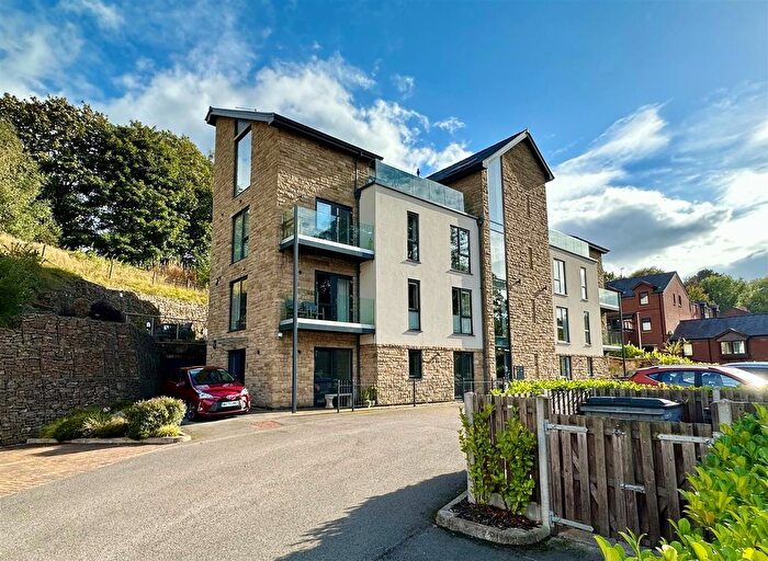 3 Bedroom Flat For Sale In Cooperative Street, Disley, Stockport, SK12