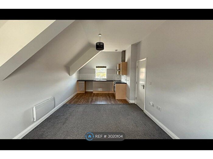 2 Bedroom Flat To Rent In Palace Close, Shepshed, Loughborough, LE12
