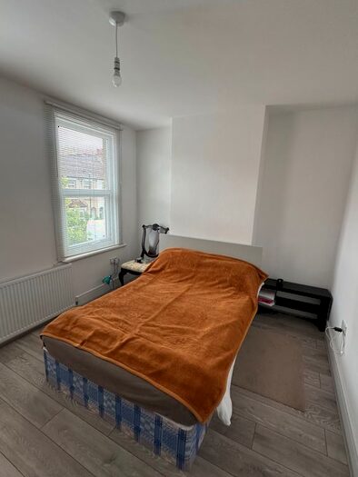 4 Bedroom Maisonette To Rent In Kimberley Road, London, N18