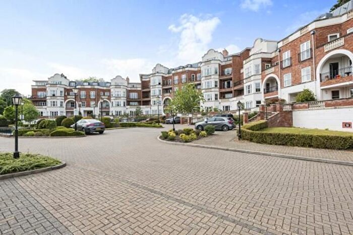 2 Bedroom Flat To Rent In Burleigh Road, Ascot, SL5