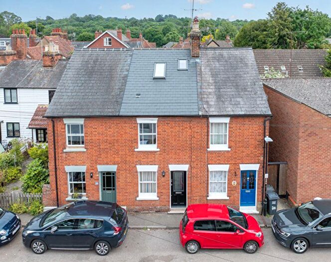 3 Bedroom Terraced House For Sale In Mimram Road, Welwyn, AL6