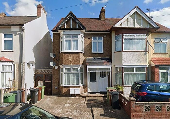 1 Bedroom Property To Rent In Westward Road, London, E4