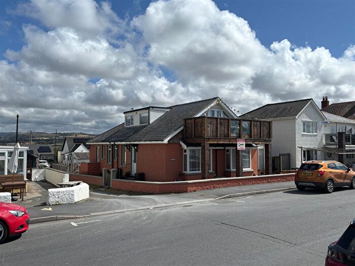 4 Bedroom Property For Sale In Ebb Tide, Borth, SY24