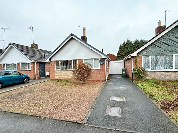 2 Bedroom Bungalow For Sale In The Deansway, Kidderminster, Worcestershire, DY10