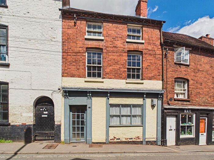 2 Bedroom Apartment For Sale In Welch Gate, Bewdley, DY12