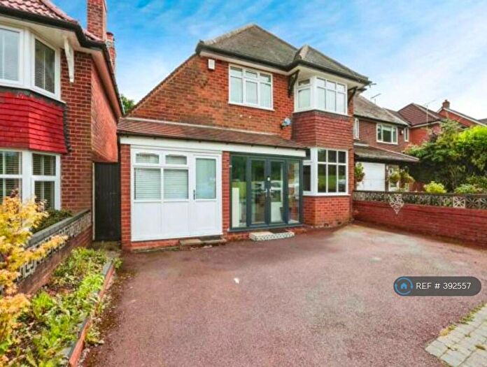 4 Bedroom Detached House To Rent In Broad Lane, Birmingham, B14