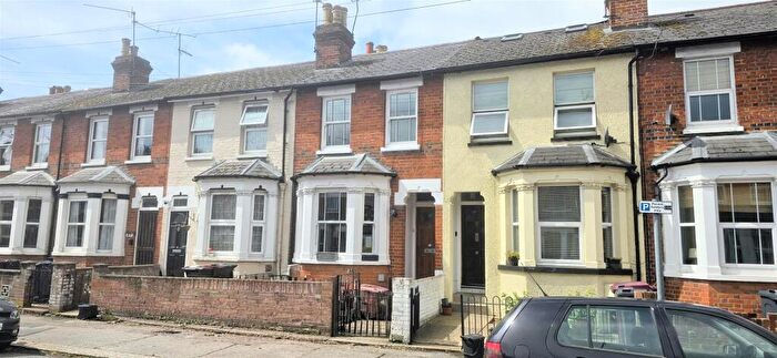 3 Bedroom Terraced House To Rent In Newport Road, Reading, RG1
