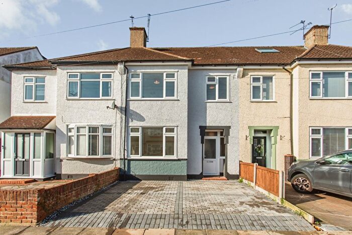 3 Bedroom Terraced House For Sale In Walsingham Road, Southend-On-Sea, Essex, SS2