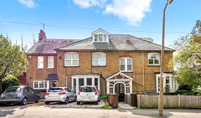 1 Bedroom Flat For Sale In Oakhill Road, Sutton, SM1