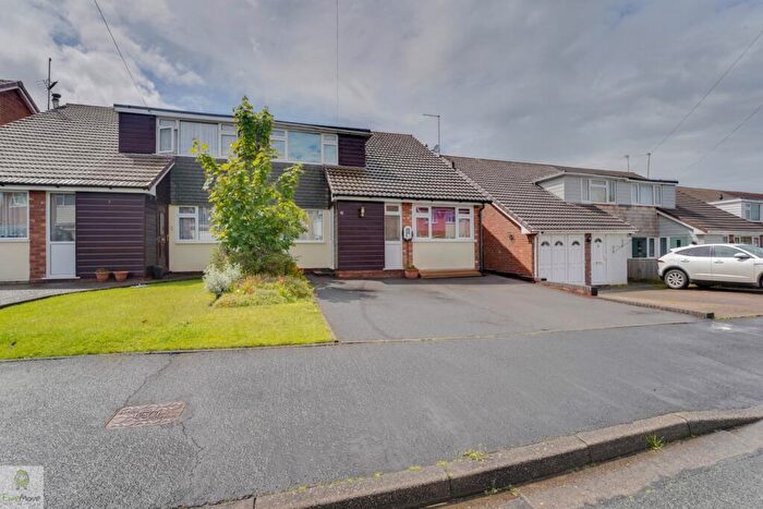 4 Bedroom Semi-Detached House For Sale In Tylecote Crescent Great Haywood, Great Haywood, Stafford, ST18