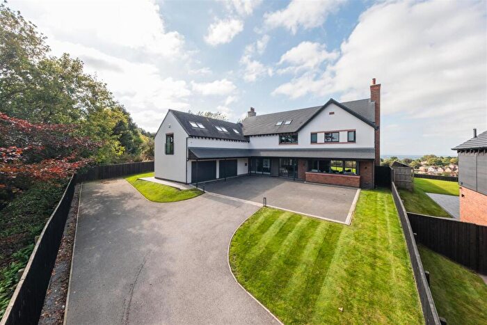 5 Bedroom Detached House For Sale In An Individually Designed And Contemporary Detached Family Home In Kelsall, CW6