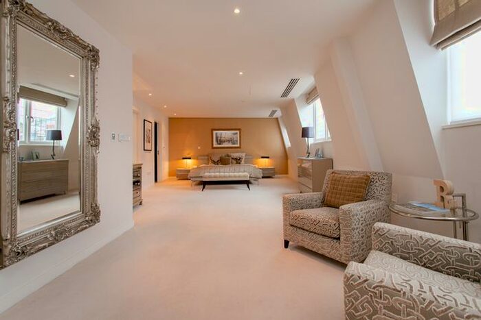 4 Bedroom Flat To Rent In Great Peter Street, London, SW1P