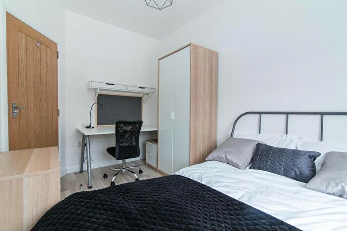 5 Bedroom House To Rent In Claude Street, Dunkirk, Nottingham, Nottinghamshire, NG7