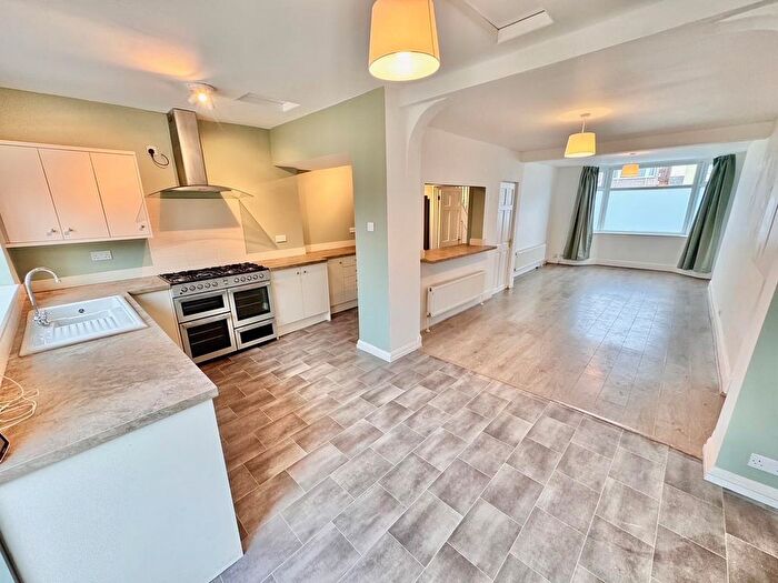3 Bedroom End Of Terrace House To Rent In Glencoe Road, Coventry, CV3