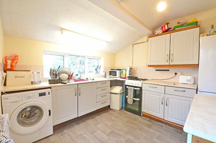 5 Bedroom Terraced House To Rent In Seymour Avenue, Bristol, BS7