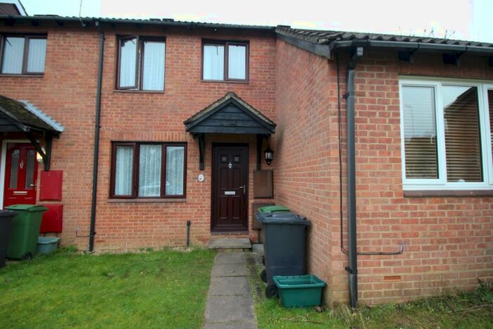 3 Bedroom Semi-Detached House To Rent In Beecham Berry, Basingstoke, Hampshire, RG22