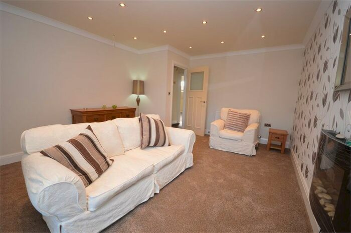 2 Bedroom Flat To Rent In Thornhill Gardens, Sunderland, SR2