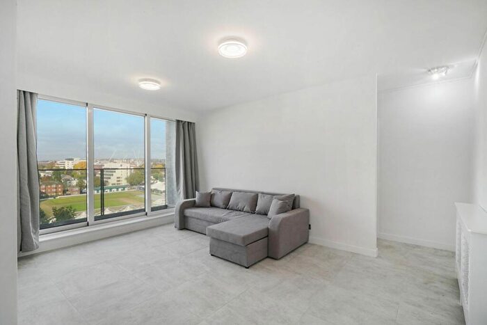 1 Bedroom Flat To Rent In Lords View, St. Johns Wood Road, NW8