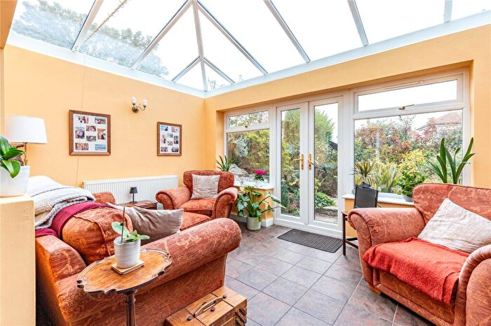 4 Bedroom End Of Terrace House For Sale In Farm Road, Bristol, BS16