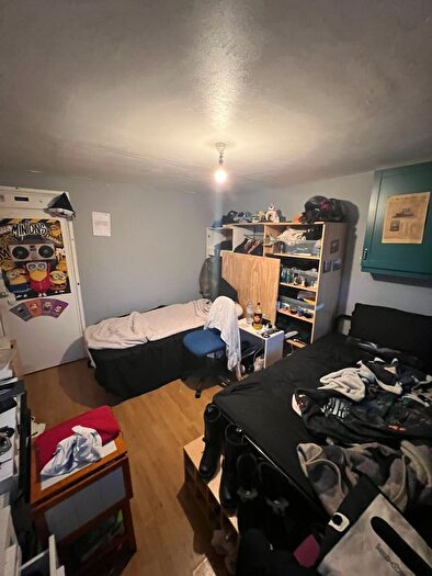 3 Bedroom Terraced House For Sale In Darwell Close, London, E6