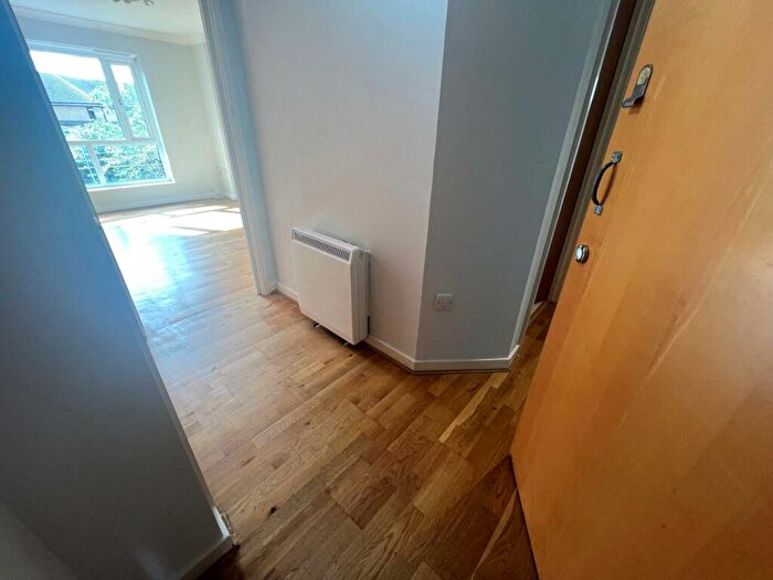 2 Bedroom Flat For Sale In Meadowford Close, Thamesmead ** Video & D Floorplan Available **, SE28