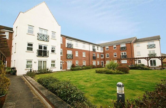 2 Bedroom Apartment To Rent In Walsworth Road, Hitchin, SG4