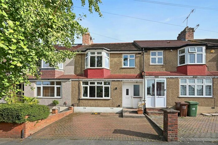 3 Bedroom Property To Rent In Kingsdown Road, Cheam, Sutton, SM3