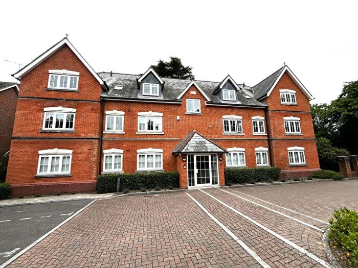 2 Bedroom House To Rent In Jays Court, Sunninghill Road, Sunninghill, SL5