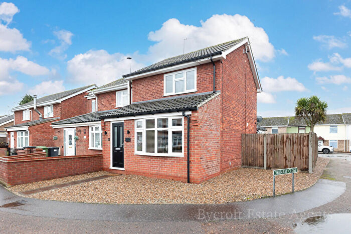 2 Bedroom Semi-Detached House For Sale In Selwyn Drive, Belton, Great Yarmouth, NR31