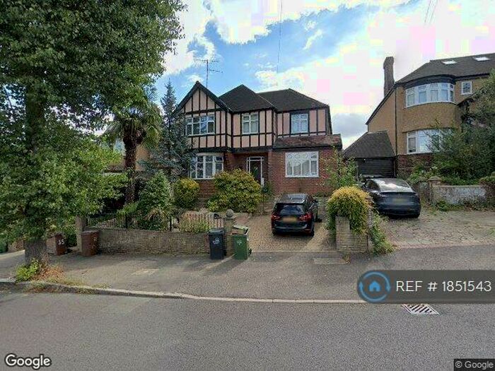 7 Bedroom End Of Terrace House To Rent In The Charter Road, Woodford Green, IG8