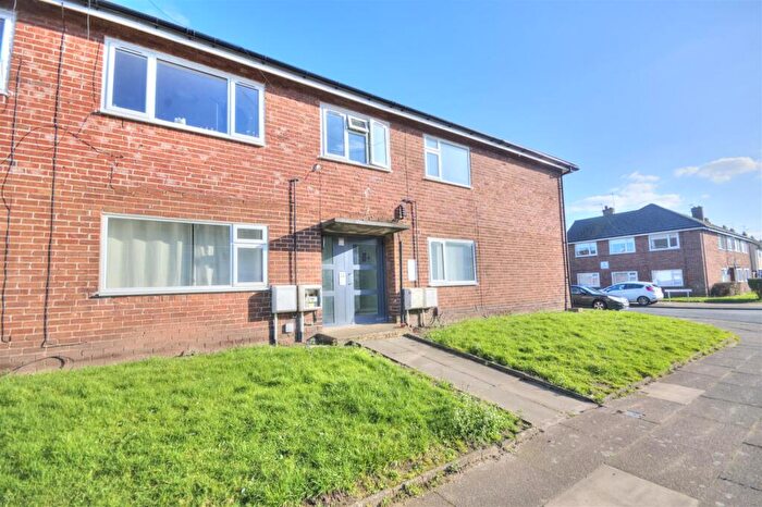 2 Bedroom Flat For Sale In Amaury Road, Crosby, L23