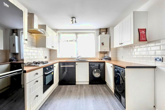 3 Bedroom Terraced House To Rent In Bradford Close, London, SE26