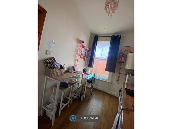 1 Bedroom Flat To Rent In Morning Lane, London, E9