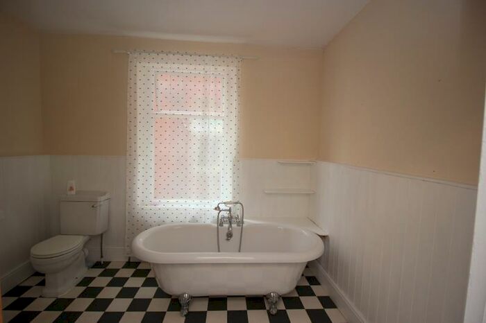 1 Bedroom Flat To Rent In Flat, Thornton Road, Morecambe, LA4