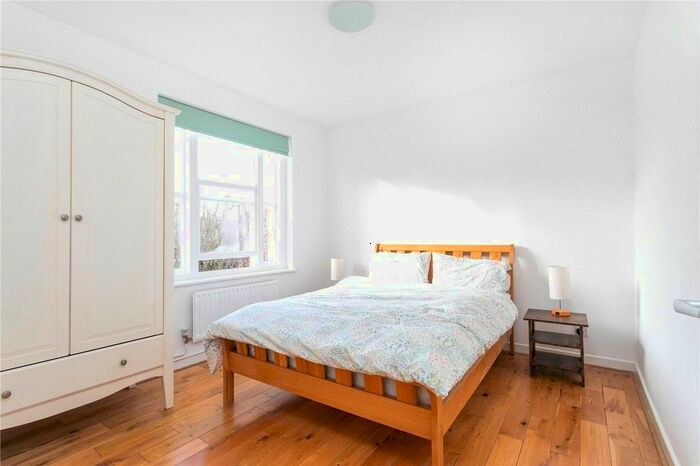 1 Bedroom Flat To Rent In Highbury Grange, London, N5