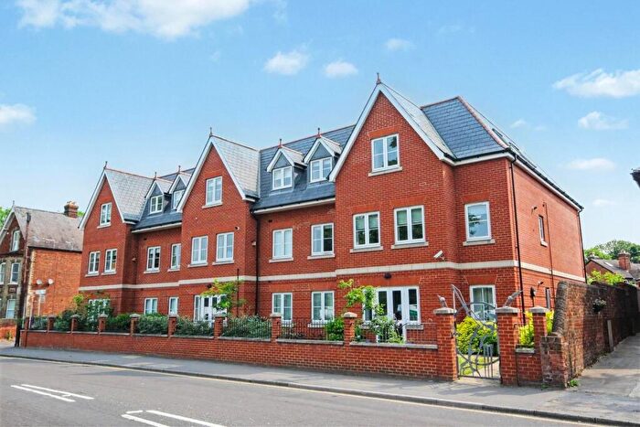 2 Bedroom Flat To Rent In Boundary View, Woodbridge Road, GU1
