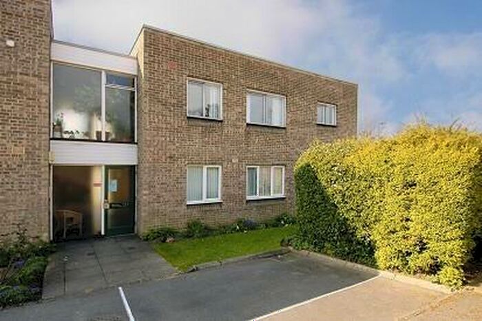 2 Bedroom Apartment To Rent In Headington, Oxford, OX3